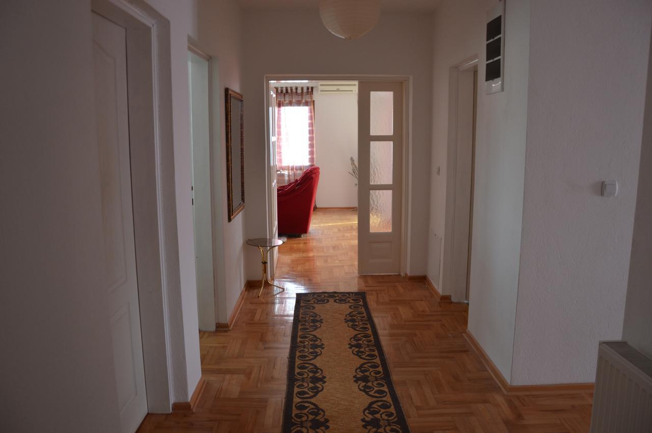 Poseidon Apartment Ni 외부 사진