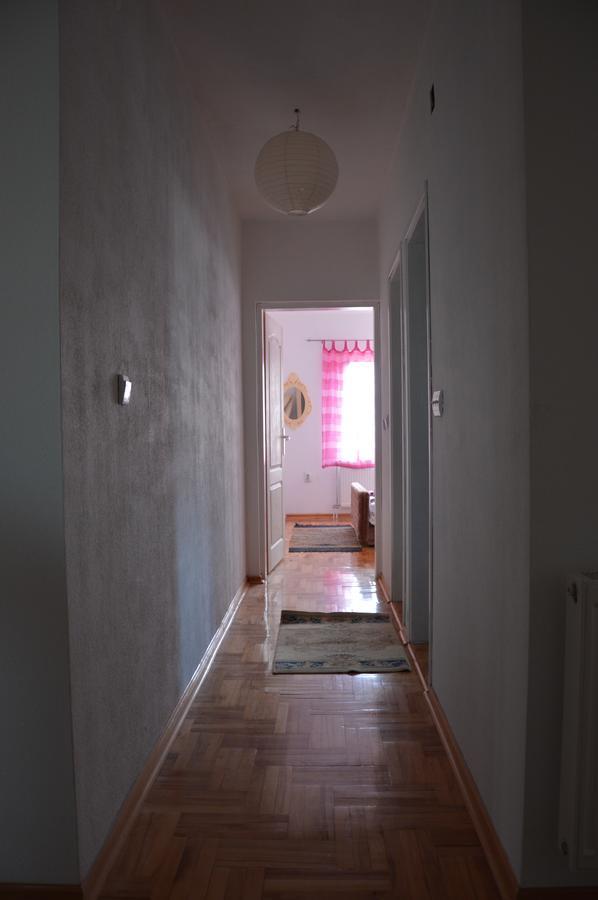 Poseidon Apartment Ni 외부 사진