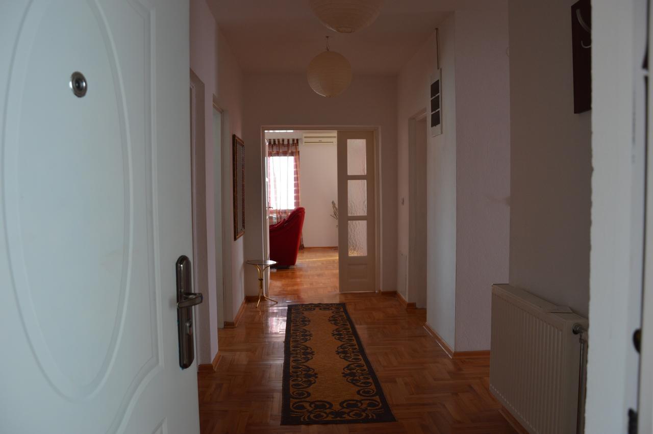 Poseidon Apartment Ni 외부 사진
