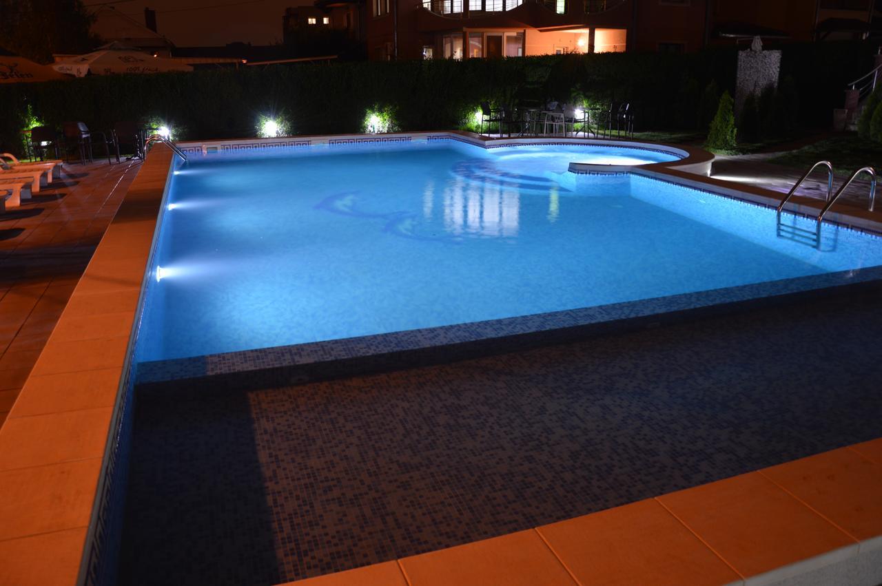 Poseidon Apartment Ni 외부 사진